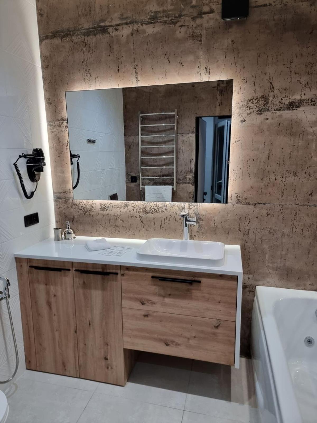 Leogrand Apartments On Krakivska 26 Lviv Bagian luar foto